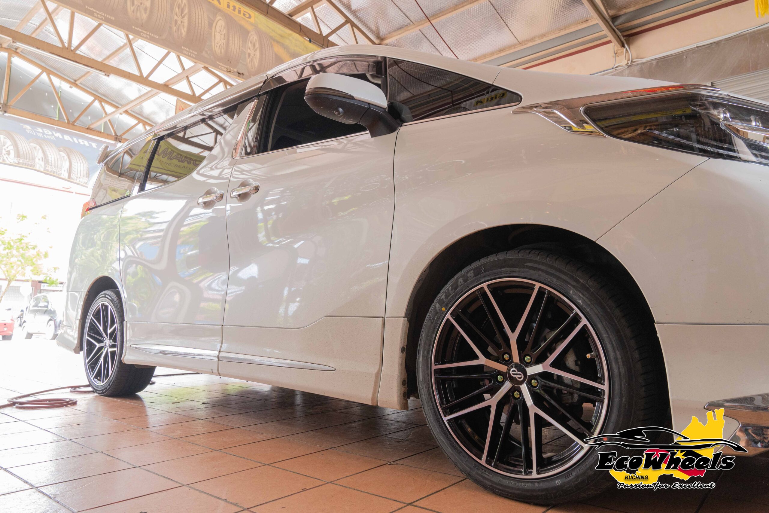 Toyota Alphard x Original Enkel